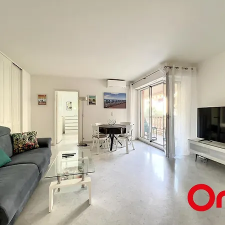 Proche Plages Avec Piscine, Sauna, Parking Et Climatisation - Fr-1-647-23 Мантон